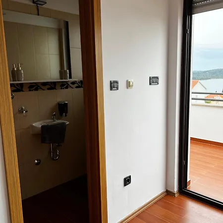 Carmen Villa Trogir