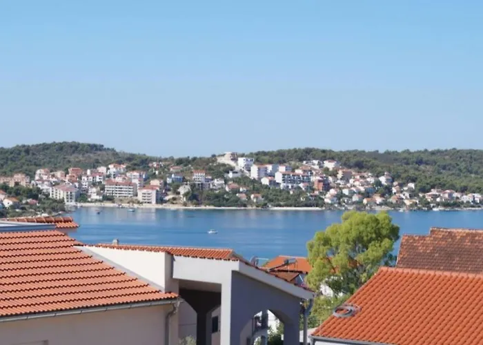 Carmen Trogir